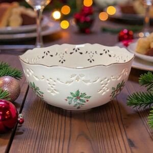 Vintage Lenox HOLLY BERRY Cutout Design With Gold Trim Serving Bowl Christmas